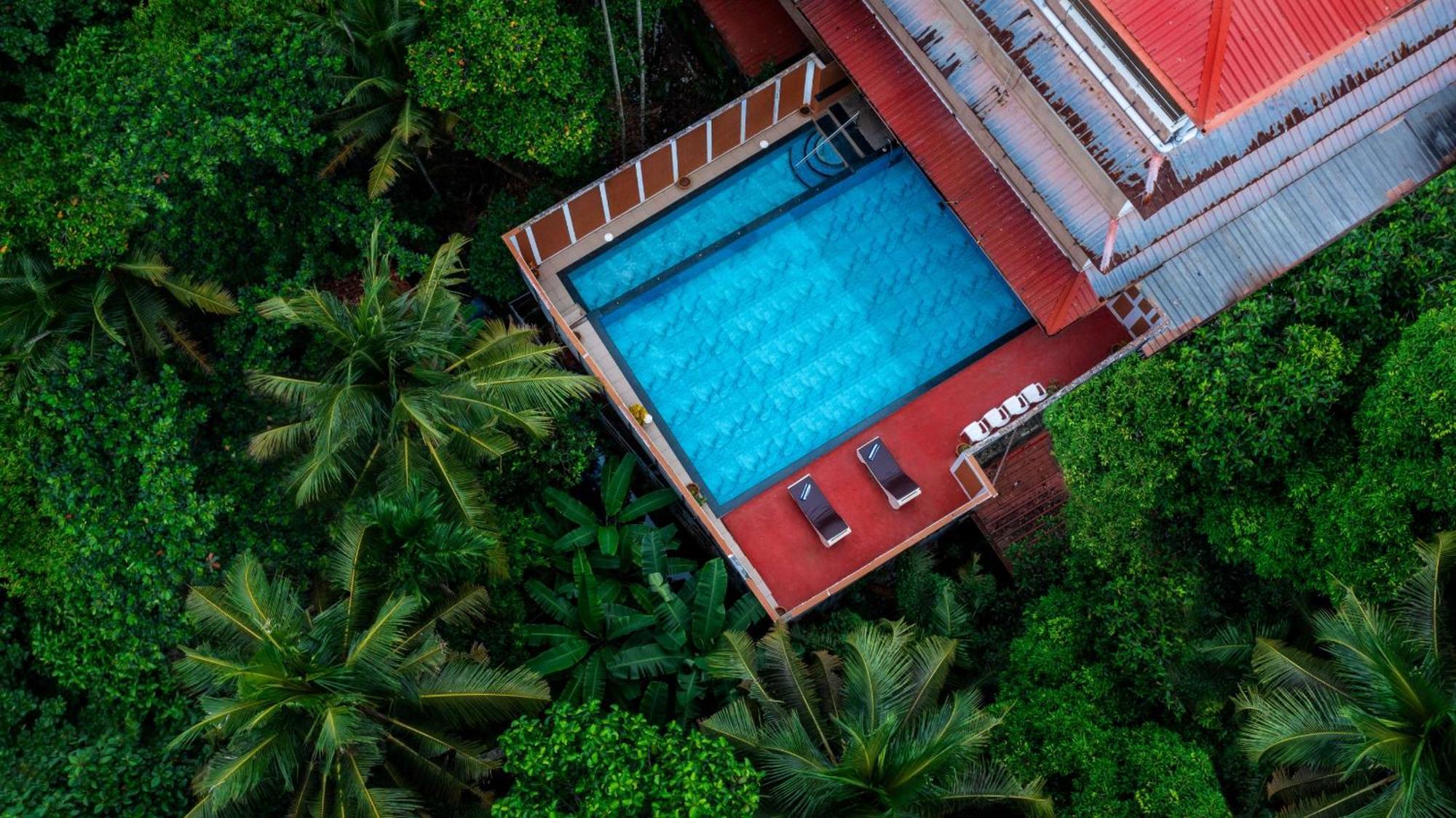 Haveli Backwater Resort Alappuzha Exterior photo