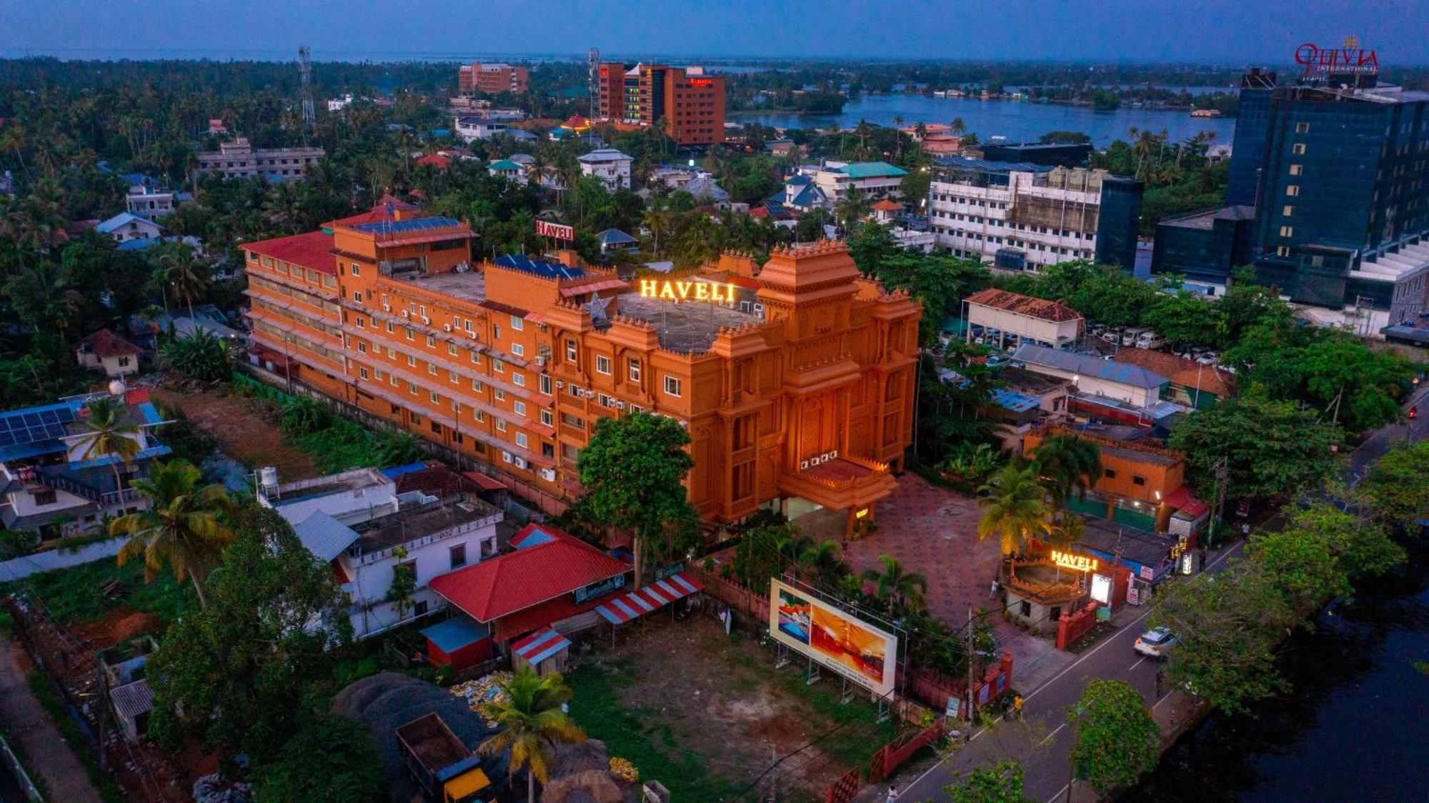 Haveli Backwater Resort Alappuzha Exterior photo