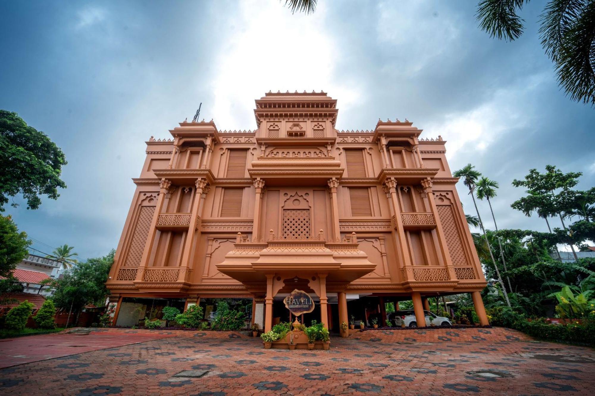 Haveli Backwater Resort Alappuzha Exterior photo